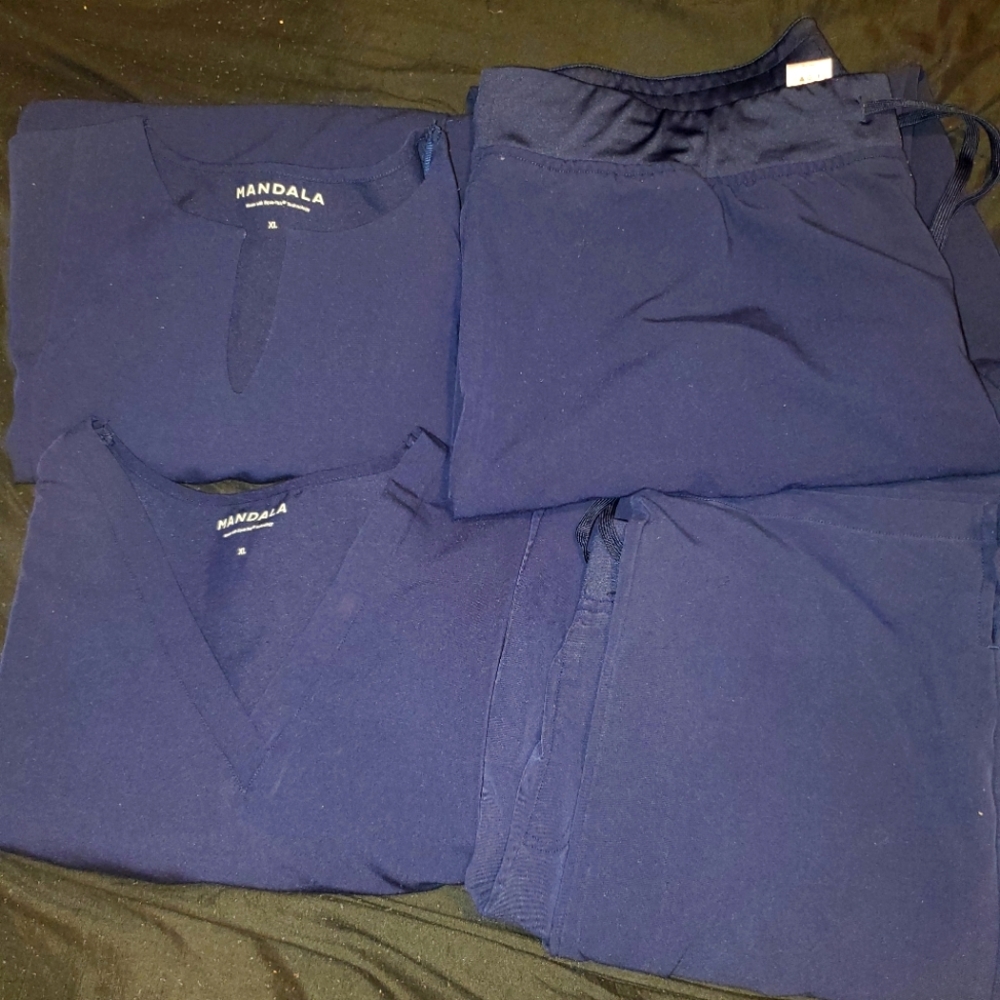 Set of 2 Scrubs